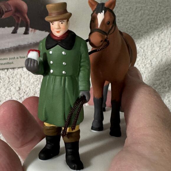 Dept 56 Dickens Series 1998 Until We Meet Again #58414 2pc. Set - Picture 4 of 12